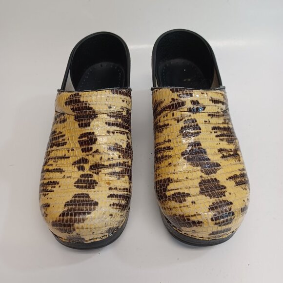 Dansko Clog Professional Shoe Snake Reptile Slip On Style Mule Womens US 6 or 36 - Picture 3 of 15
